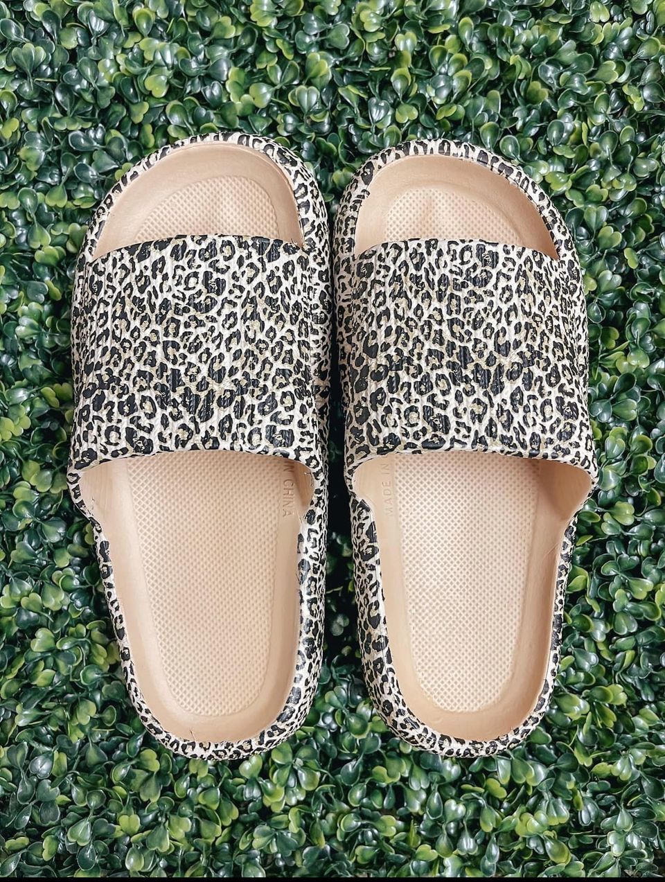 Boujee Slides - Leopard
