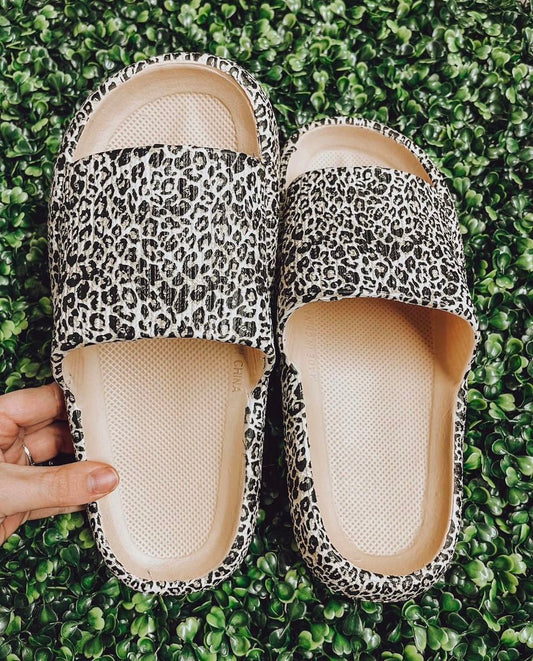 Boujee Slides - Leopard