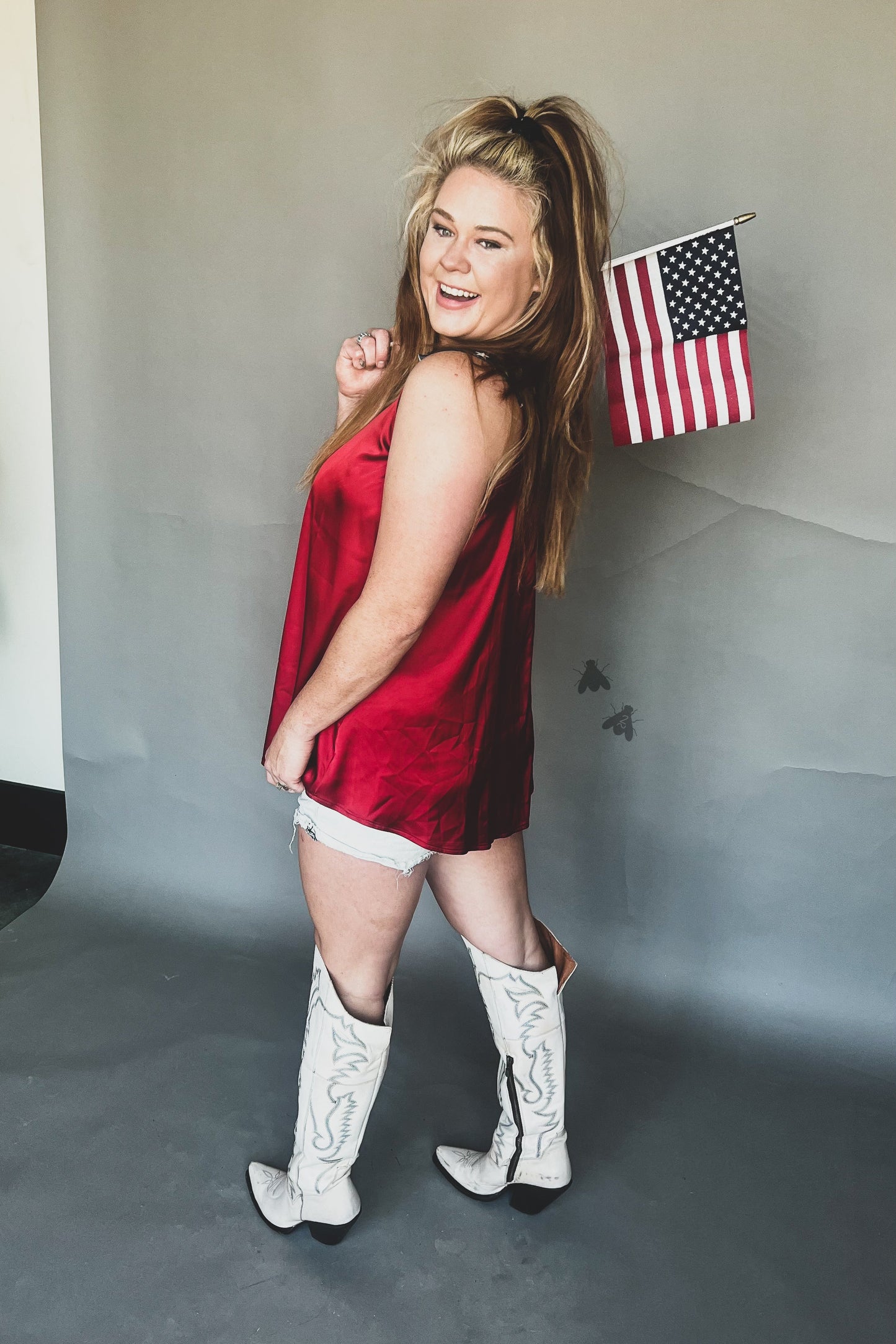 THE BETSY ROSS